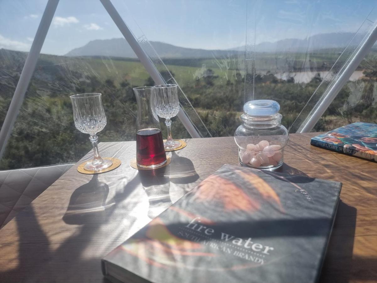 Pom Gratz - Ecodomes Hotel Hartebeesrivier Bagian luar foto